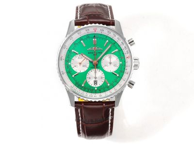 Breitling Chronometre 43MM in Diameter B01 Movement Light Green Watch